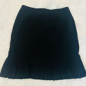 Briggs New York Black Pencil Skirt with Pleated Hem